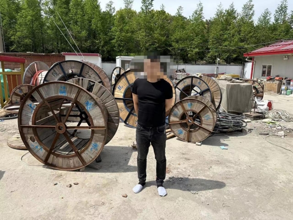 开云APP 开云官网入口上海警方跨省追击 电缆线盗窃捉拿到案(图2)