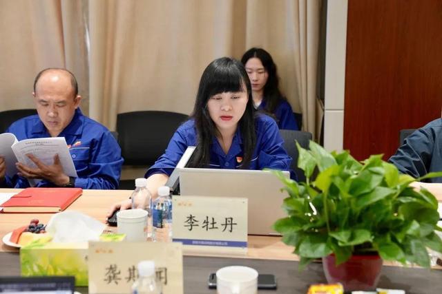 开云体育 开云官网湘聚新能源智造创未来2023同花顺走进上市公司调研湖南专场顺利开展(图3)