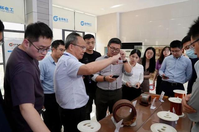 开云体育 开云官网湘聚新能源智造创未来2023同花顺走进上市公司调研湖南专场顺利开展(图9)