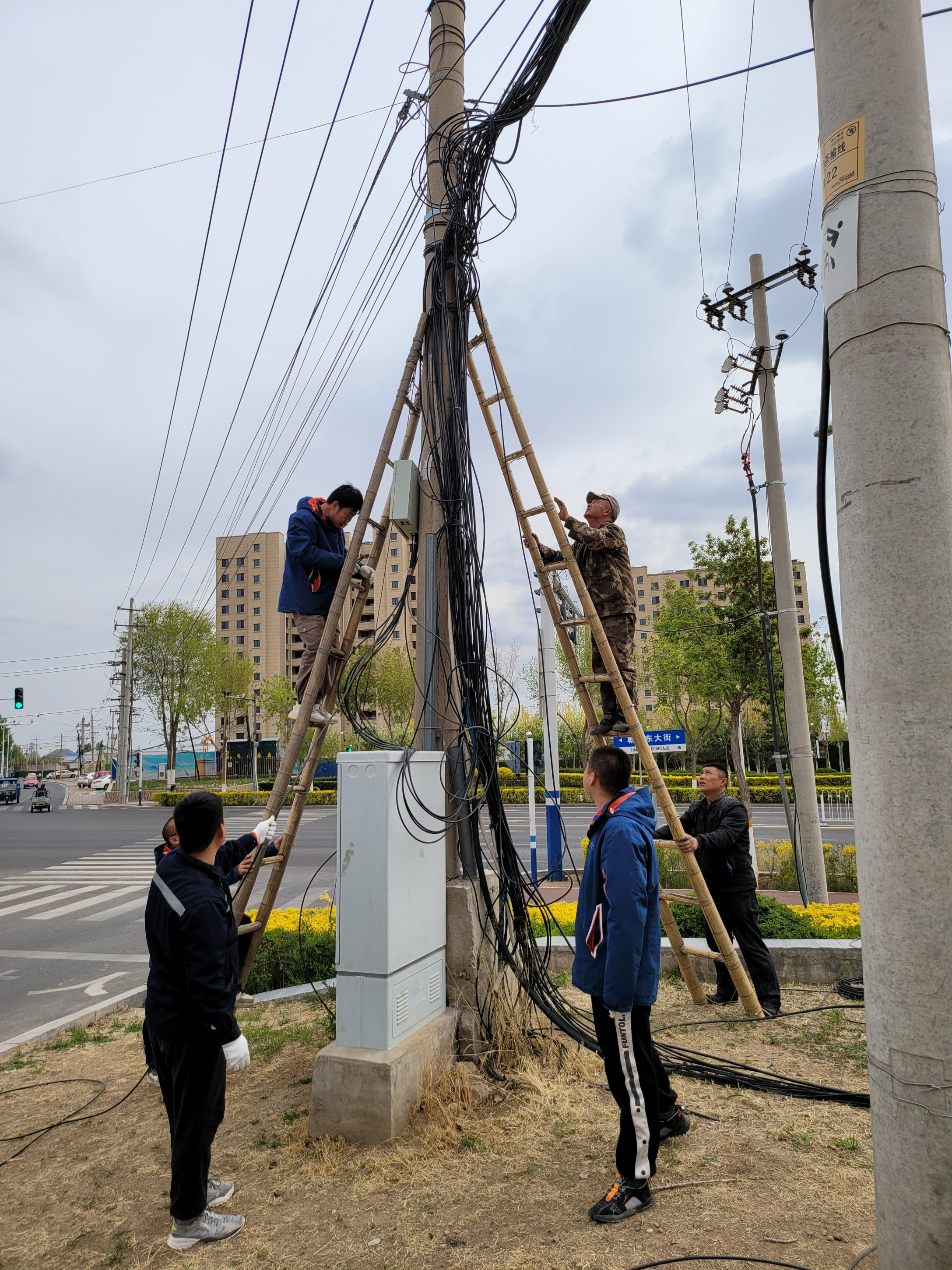 该清清该捆捆张家口治理悬在城开云 开云体育官网市上空的“痛”(图1) 该清清该捆捆张家口治理悬在城开云 开云体育官网市上空的“痛”(图1)