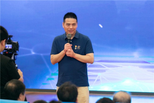 远东智慧能源隆重举行开云体育 Kaiyun.com 官网入口电缆技术创新研讨暨电缆产业技术创新研究院揭牌仪式(图3)