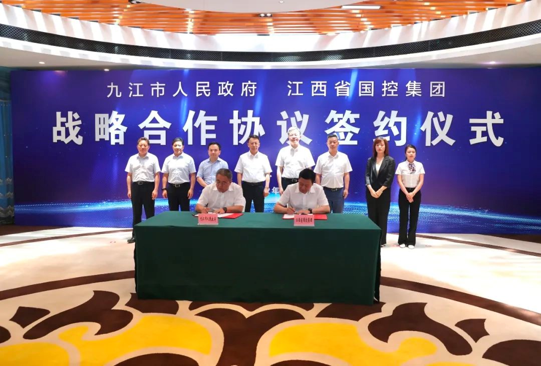 开云 开云体育平台【热点】800V平台成车企竞争新赛道电源设计挑战如何破解？SoC出货低迷：头部玩家如何应对？汽车芯片标准体系建设研究成果发布(图7)