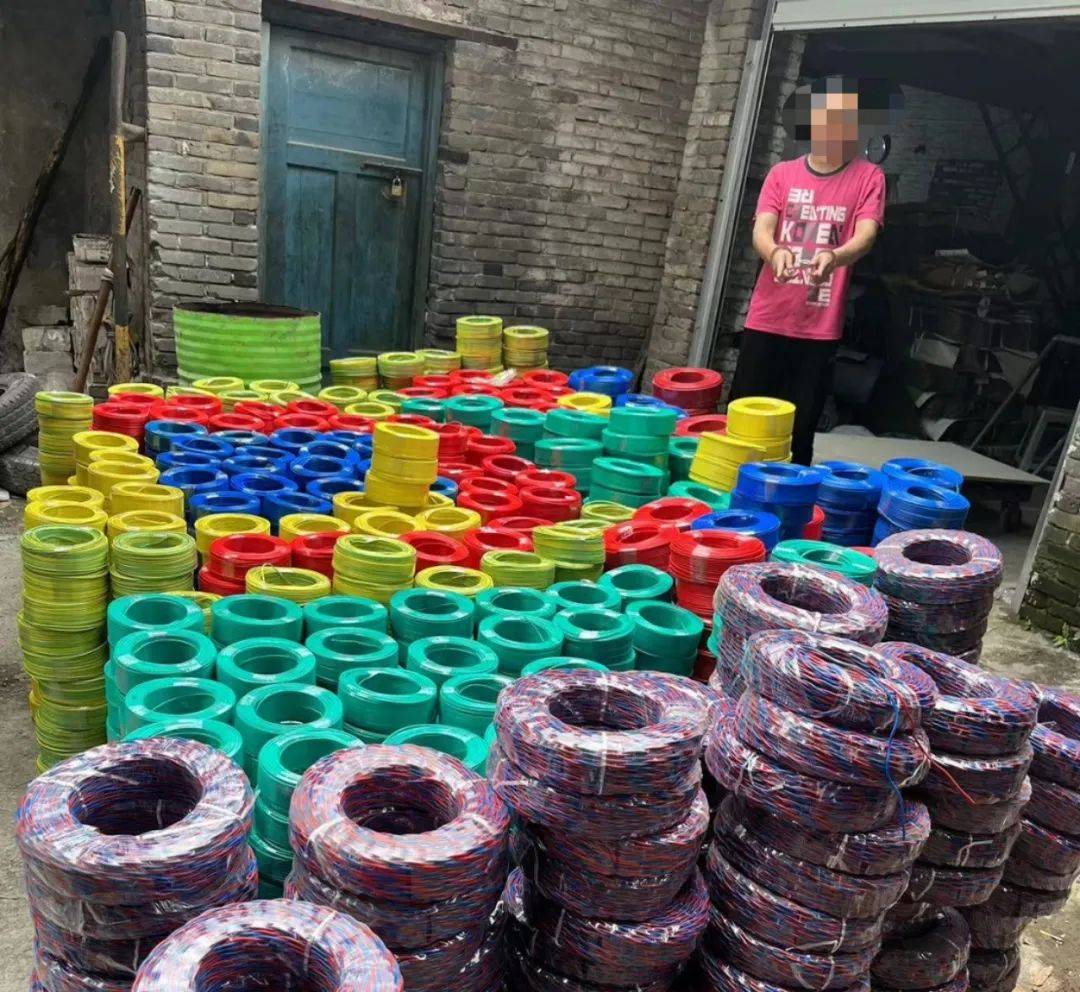 Kaiyun 开云涉案9000万！重庆警方侦破一起特大制售假冒品牌电线案！(图1)