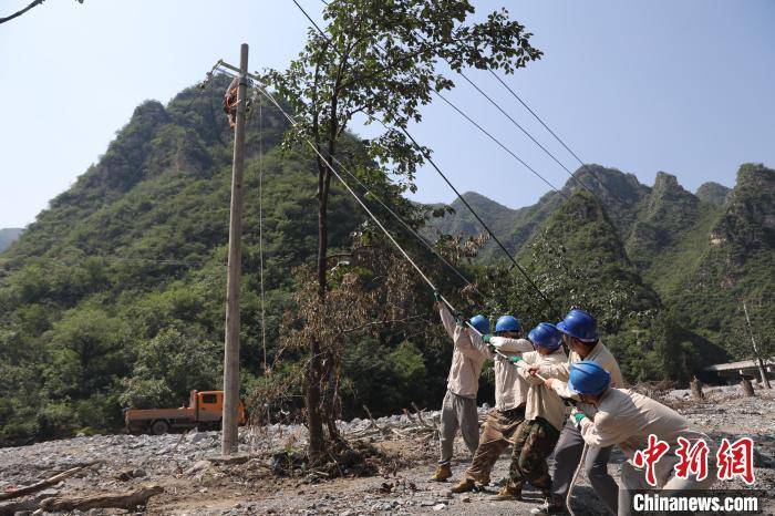 开云 开云体育平台北京受特大暴雨影响地区配电网主干网架结构全面恢复(图2)