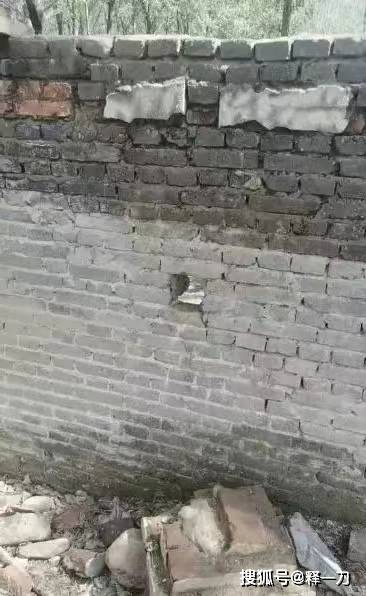 从洗手间出来帐篷不见了连一根粗开云 开云体育官网细的电缆线都被偷走了！(图5)